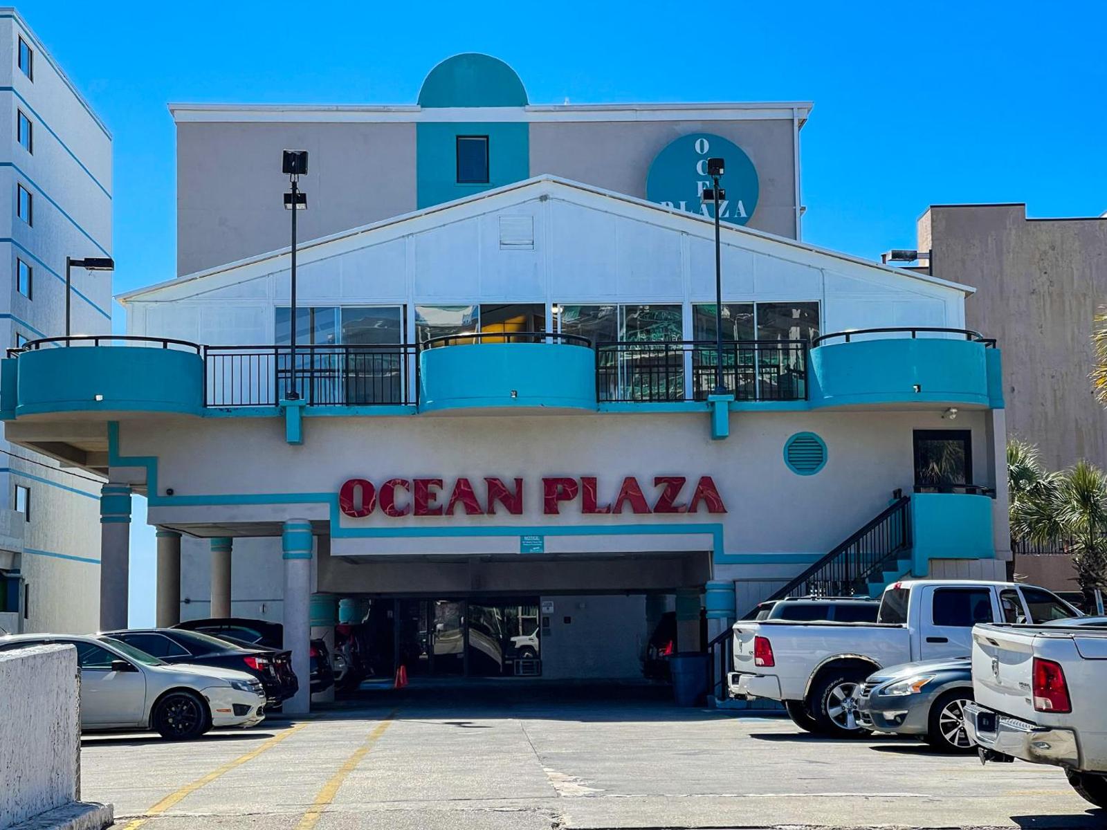 Ocean Plaza Motel